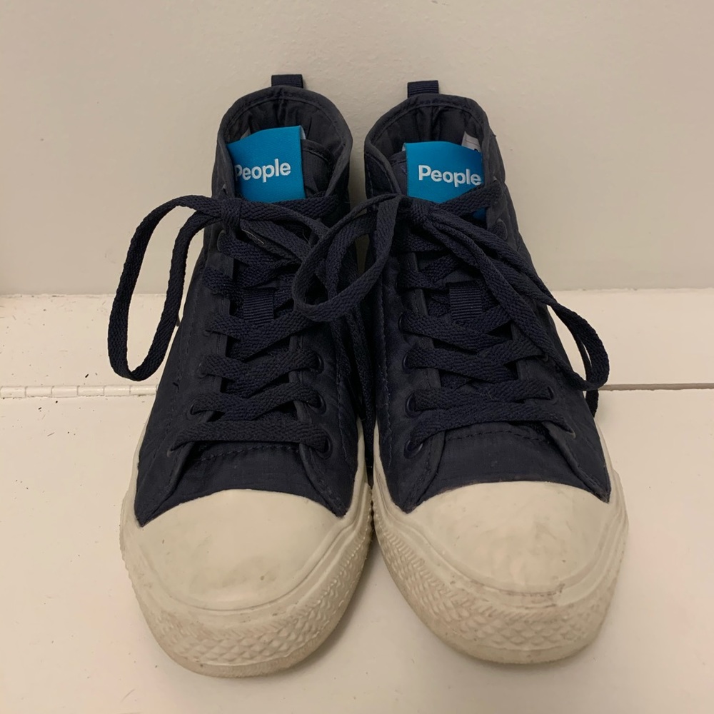 People high top puffy sneakers